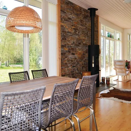 Three-bedroom Holiday In Hadsund * Helberskov